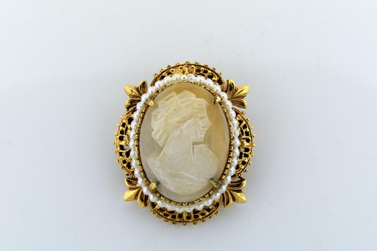 Florenza Cameo Pendant Brooch, 1.5” L