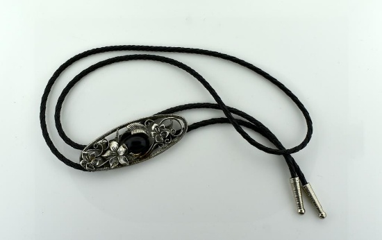 Oval with Black Cabochon Western Bolo Tie