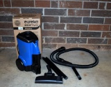 Eureka Mighty Mite Household Vacuum Cleaner Model 3670H with Box