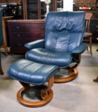 Ekornes Stressless Green Leather Recliner and Ottoman, Lots 27 & 30 Match