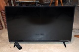 Vizio 39” HDTV with Remote and Two HDMI Cables, Model D39hn-D0