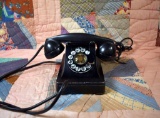 Vintage Western Electric Rotary Telephone