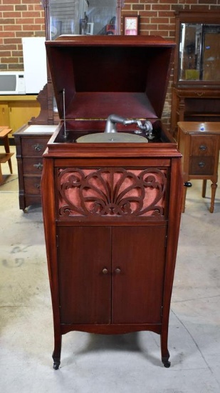 Antique Early 20th C. Mahogany Case “Vitanola” Talking Machine Record Player w/ Shellac Records