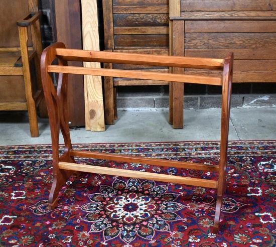 Solid Wood Quilt Rack with Tear Drop Shaped Cut Outs on End Pieces