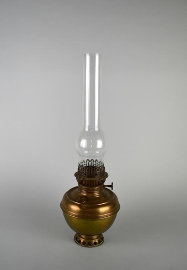 Antique Rayo Brass Finished Metal Kerosene Oil Lamp