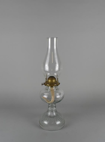 Antique P&A Manufacturing Co. Clear Glass Oil Kerosene Lamp