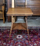 Antique Oak Scalloped Parlor Lamp Table with Turned Legs