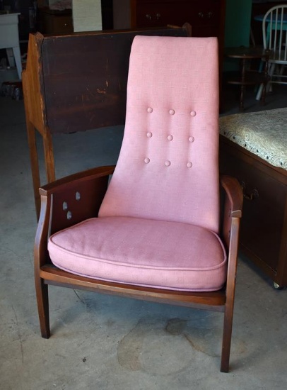 Mid-Century Modern Dusky Rose Tufted Back Chair with Walnut Frame