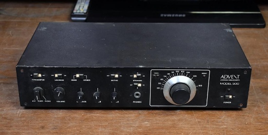 Vintage Advent Model 300 Receiver Amplifier for Repair / Parts
