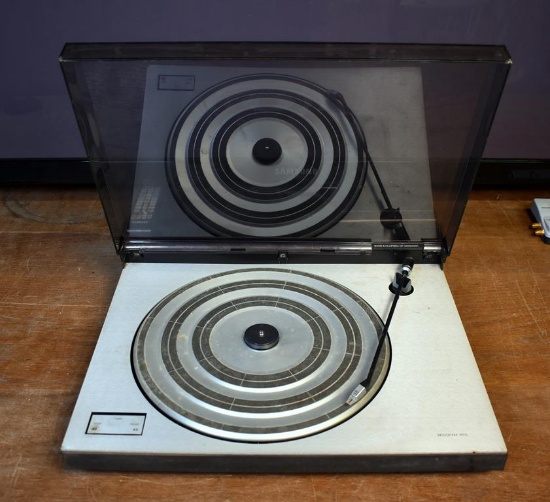 Vintage Bang & Olufsen Turntable, MMC 20EN Cartridge