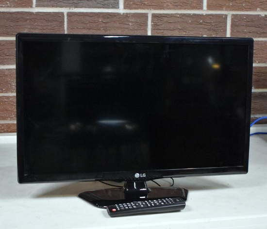 LG 24” HDTV  with Stand and Remote, Model 24LB451B
