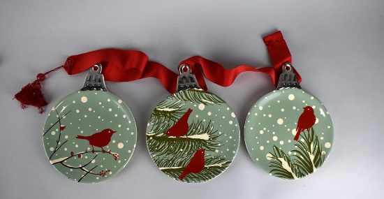 Department 56 Cardinals in Snow Ornament-Shaped Plates on Ribbon