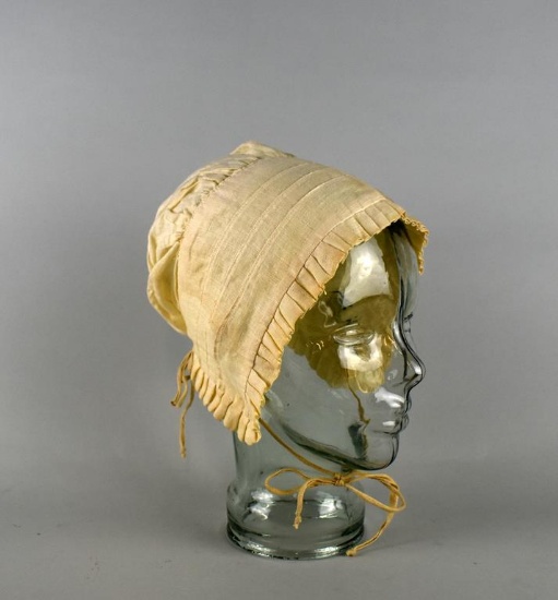 Antique Ladies Linen Bonnet