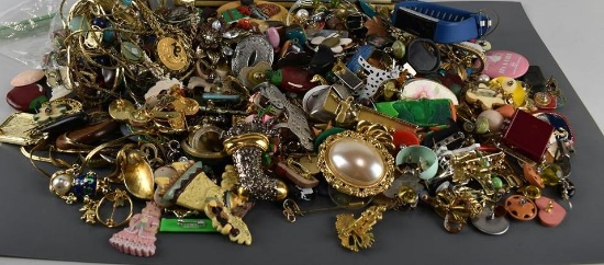 Lot of Costume Jewelry, Lot 402