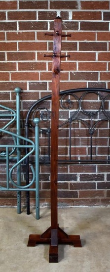 NC Craftsman Wooden Hat & Coat Rack
