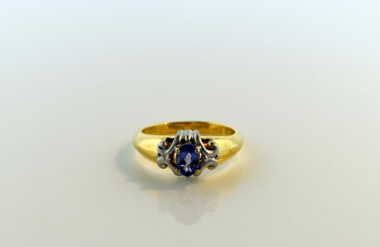 0.48 Carat Oval Cut Tanzanite and 14K Gold Ring, Size 8