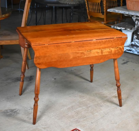 Charming Drop-Leaf Cherry Wood Dining Table with Scalloping