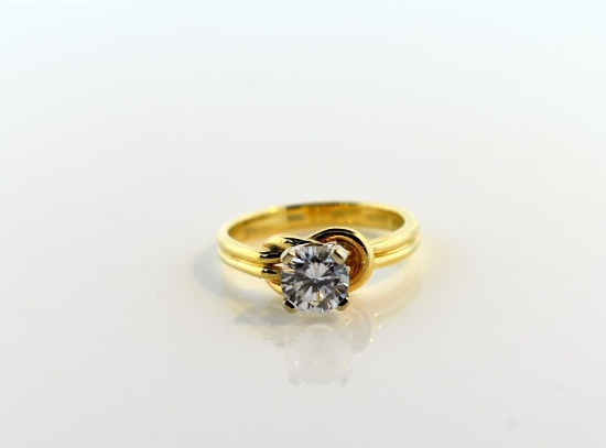 14K Gold and 6 MM Size CZ Solitaire Ring, Size 6.25