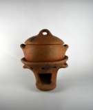 Table Top Terra Cotta Earthenware Bean / Chili Pot with Lid & Stove