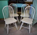 Set of 4 White Enameled Windsor Dining Chairs