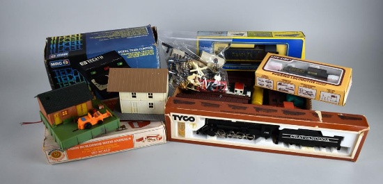 Lot of HO Scale Model Train Control, Cars, Tracks, & Accessories: Tyco, Tech II, Bachmann, & Others