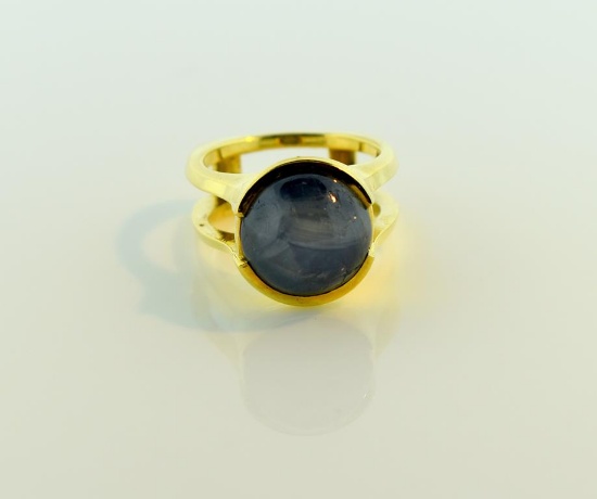 18K Gold and ~ 6 Carat Star Sapphire Dome Shaped Custom Made Ring Guard ...
