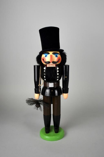 Erzgebirgische Volkskunst Wooden Chimney Sweet Nutcracker, GDR (E. Germany)