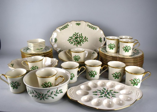 Lenox 45 Pieces Holiday Christmas Dish Set