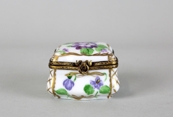 Violet Flower & Gilt Hand Painted Porcelain Limoges Trinket Box