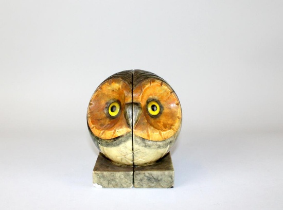 Pair of Hand Carved Alabaster Sculpture Owl Bookends, Italy
