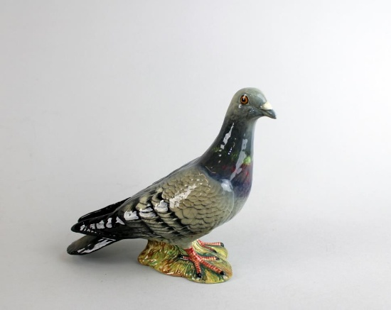 Beswick Pigeon Bird (No. 1383) Figurine, England