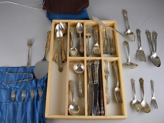 Set of Reed & Barton “French Renaissance” Sterling Silver Flatware, 80 Pieces