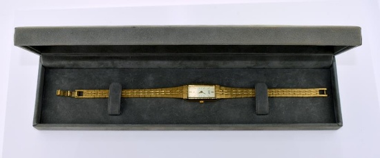 Ladies Citizen Quartz Watch, Band and Storage Case
