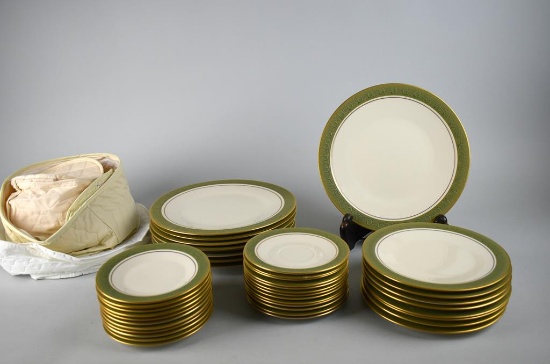 Franciscan “Antique Green” 40 Piece China Set with Two Storage Bags