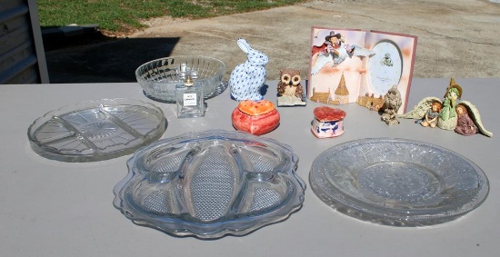 Lot of Twelve Glass, Ceramic or Resin Pieces
