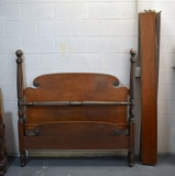 Vintage Full Size Bed with Reeding and Scrolling Details