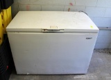 Whirlpool Electric Box Freezer Model EHL151FXRQ00 L0