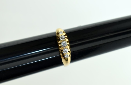 18 K Gold and 0.4 Carat Diamond Ring, Size 7.25