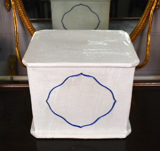 Blue and White Porcelain Statue Base, Crazed