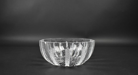 Lalique France “Ceres” Wheat Sheath Motif 8.5” Diam Glass Bowl, Signed