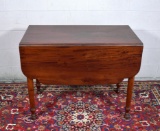 American Sheraton Walnut Breakfast Table, Early 19th Century