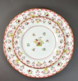 Wedgwood “Bianca” Colonial Williamsburg Bone China Dishes (22 Pieces)