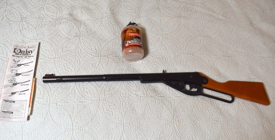 A Daisy 105B “Buck” Carbine BB Gun with Operation Manual & 6000 Count Copperhead Ammo Bottle