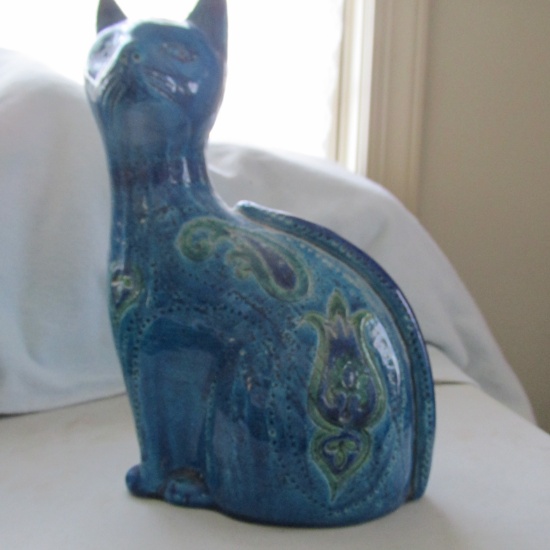 Cat Statue