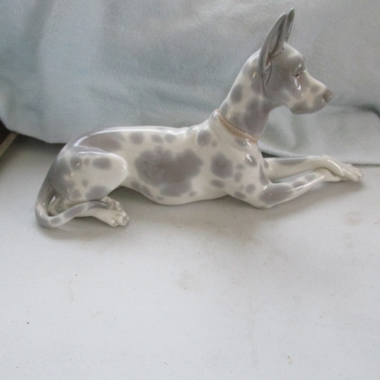 Llardo Figurine