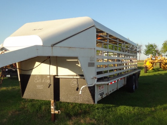 S & H 2005 Gooseneck 24' x 6'8" x 6'6" Livestock Trailer