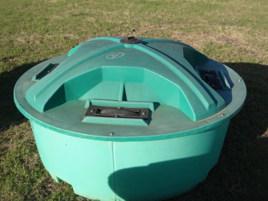 Cattle Liquid Feeder 280 Farm Machinery Implements Livestock