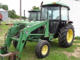 John Deere 2755 Cab & Air Tractor