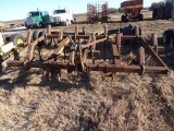 John Deere 1600, 3pt, 12 Shank Chisel Plow