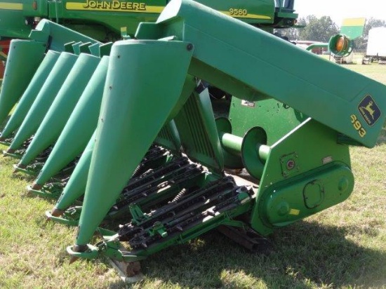 John Deere 693, 6 Row, 30" Corn Head